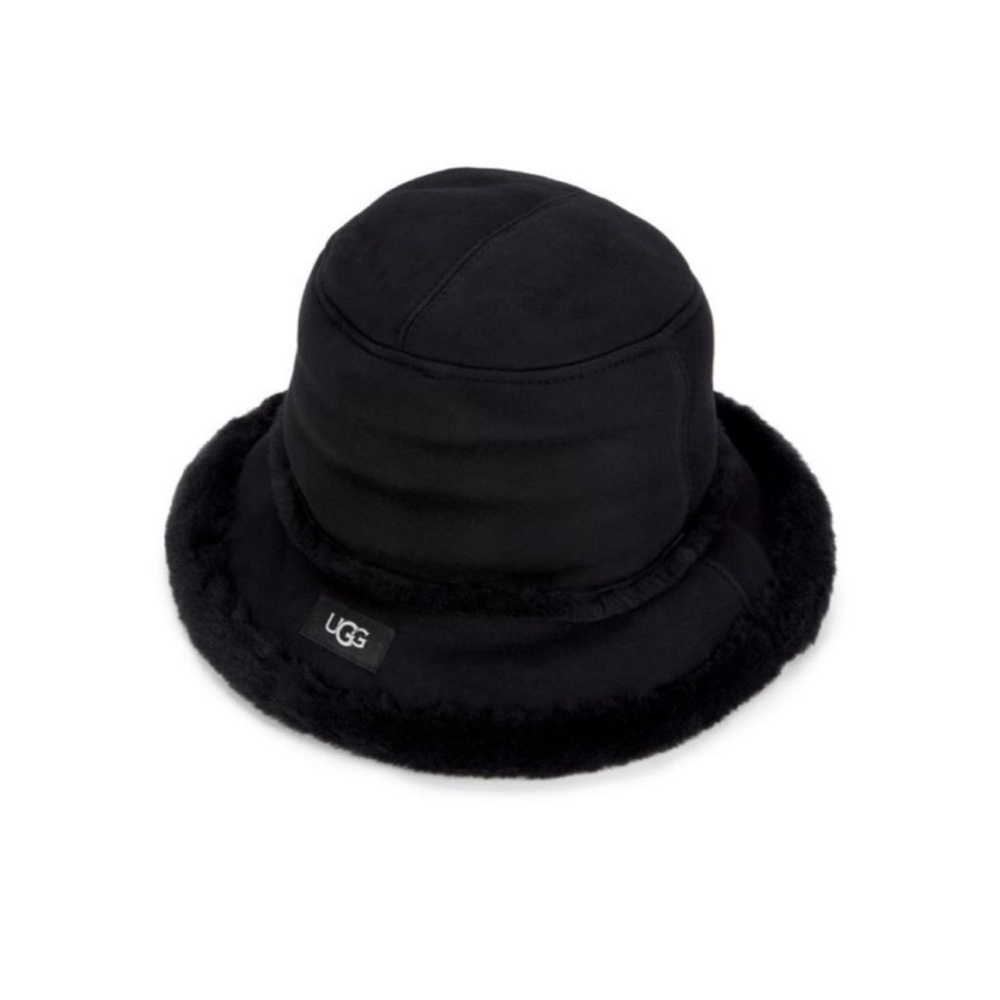 UGG Classic Black Fleece Bucket Hat
